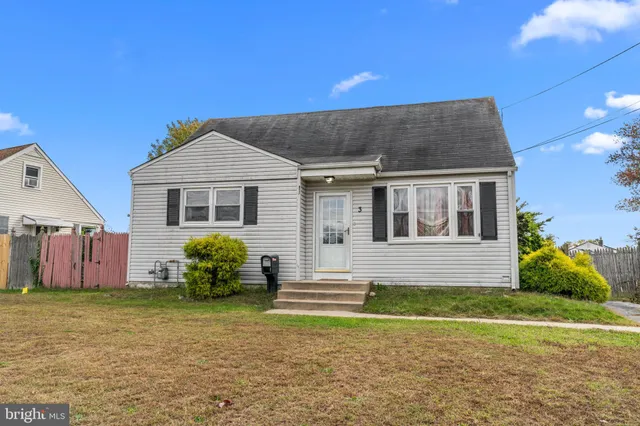 $319,999 | 3 Cloverdale Road, Blackwood, NJ 08012