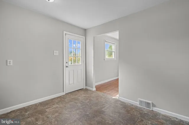 $319,999 | 3 Cloverdale Road, Blackwood, NJ 08012