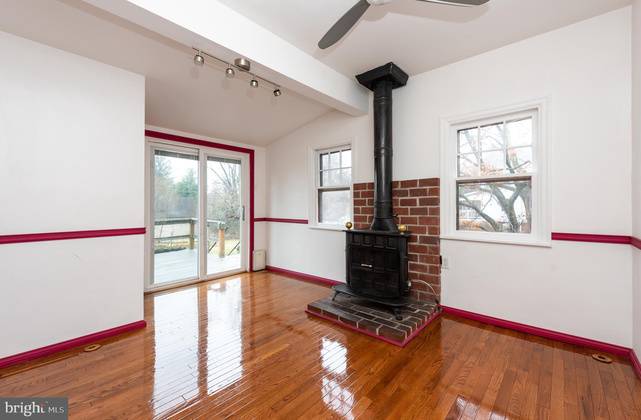 637 Conestoga Road Berwyn, PA 19312 - Photo 14 of 32