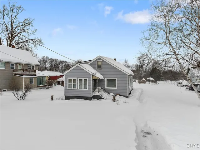 $209,900 | 704 State Fair Boulevard, Geddes, NY 13209