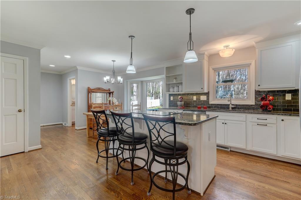 5404 Tower Road Greensboro, NC 27410 - Photo 4 of 32 Gallery Image 4