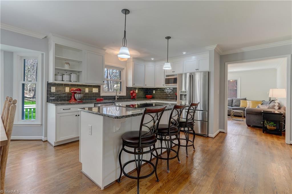 5404 Tower Road Greensboro, NC 27410 - Photo 7 of 32 Gallery Image 7