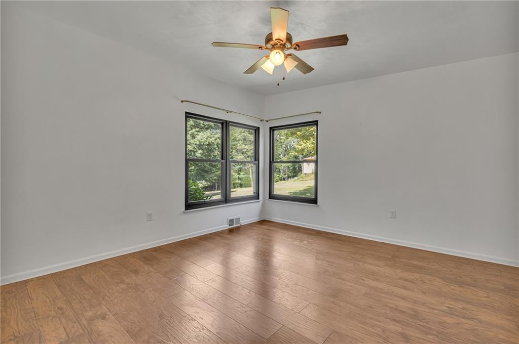 6162 Tuscarawas Road Industry, PA 15052 - Photo 15 of 25