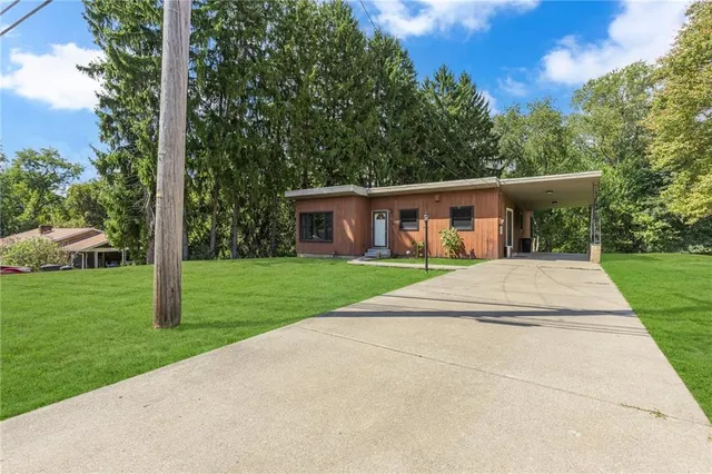 $199,999 | 6162 Tuscarawas Road, Industry, PA 15052