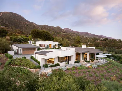 $5,995,000 | 125 West Mountain Drive, Santa Barbara, CA 93103