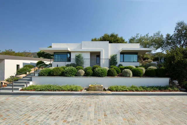 $5,995,000 | 125 West Mountain Drive, Santa Barbara, CA 93103