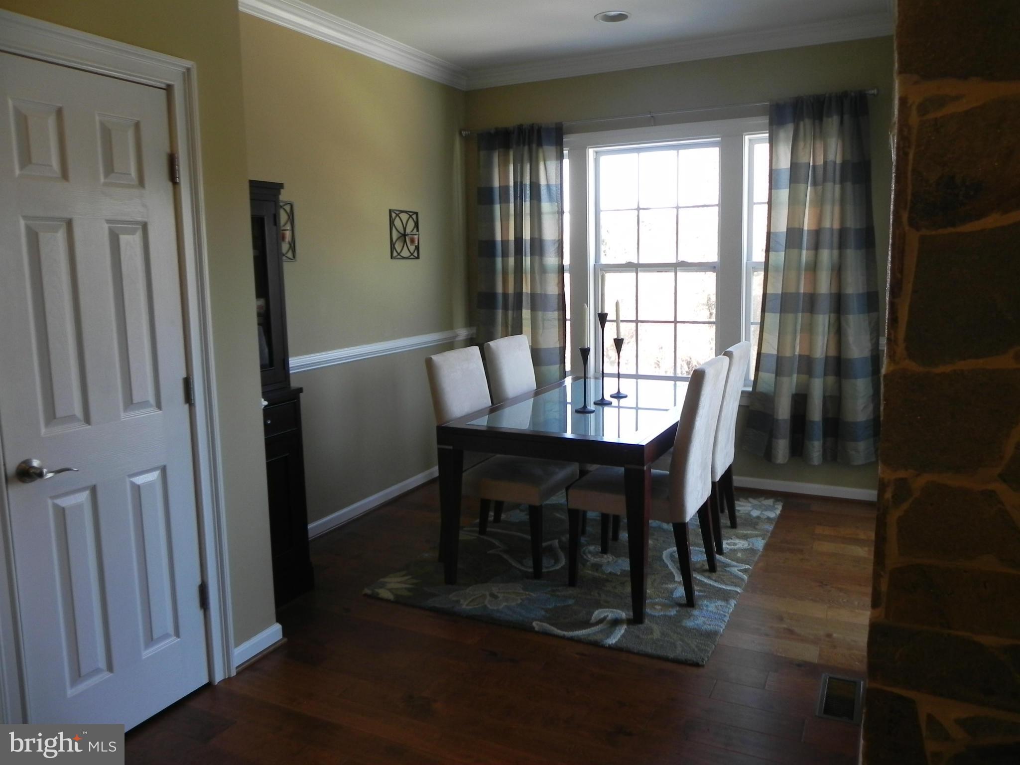 96 Two Rivers Drive Edgewater, MD 21037 - Photo 3 of 30 Dining Room