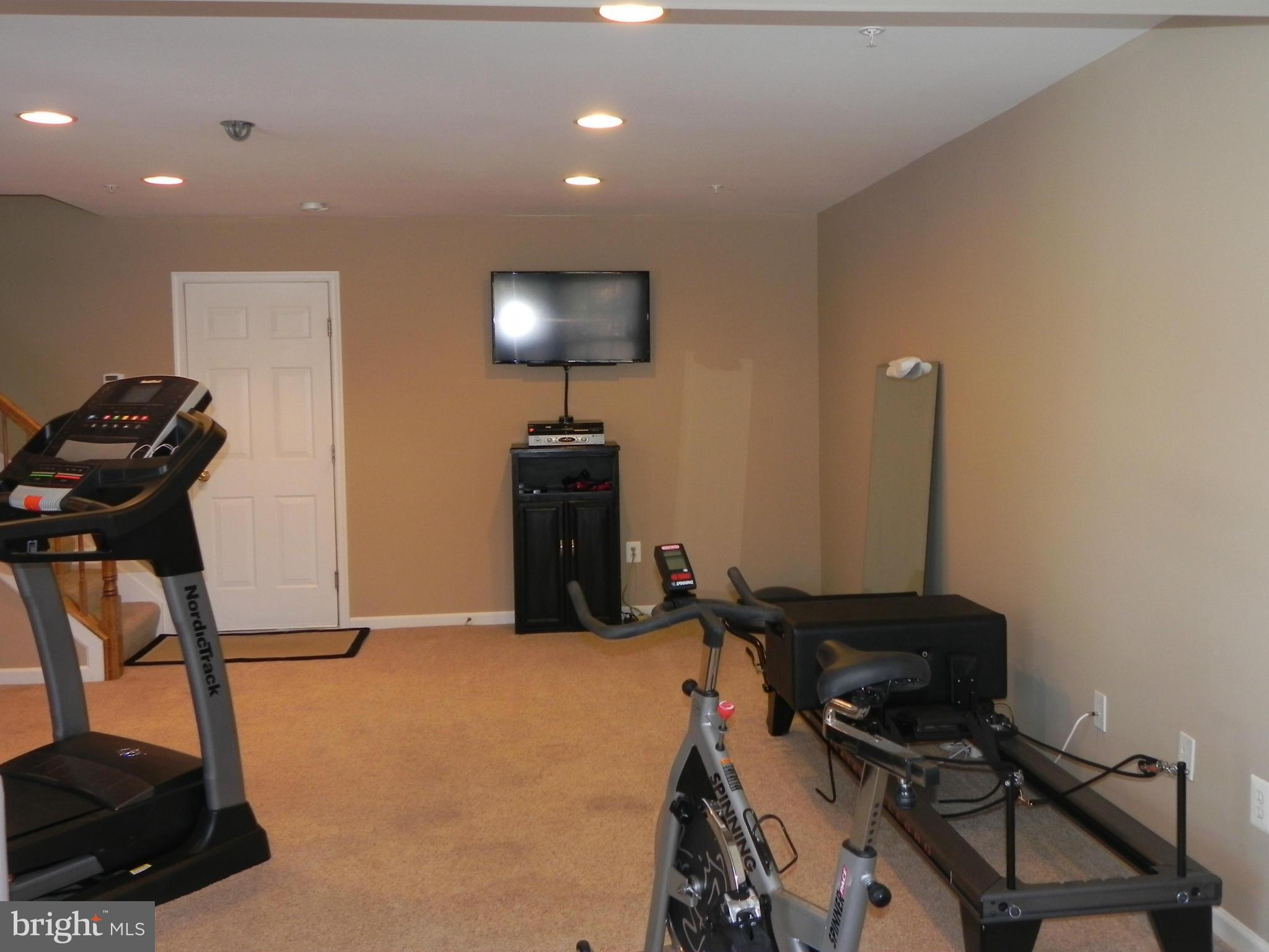 96 Two Rivers Drive Edgewater, MD 21037 - Photo 22 of 30 Interior (General)