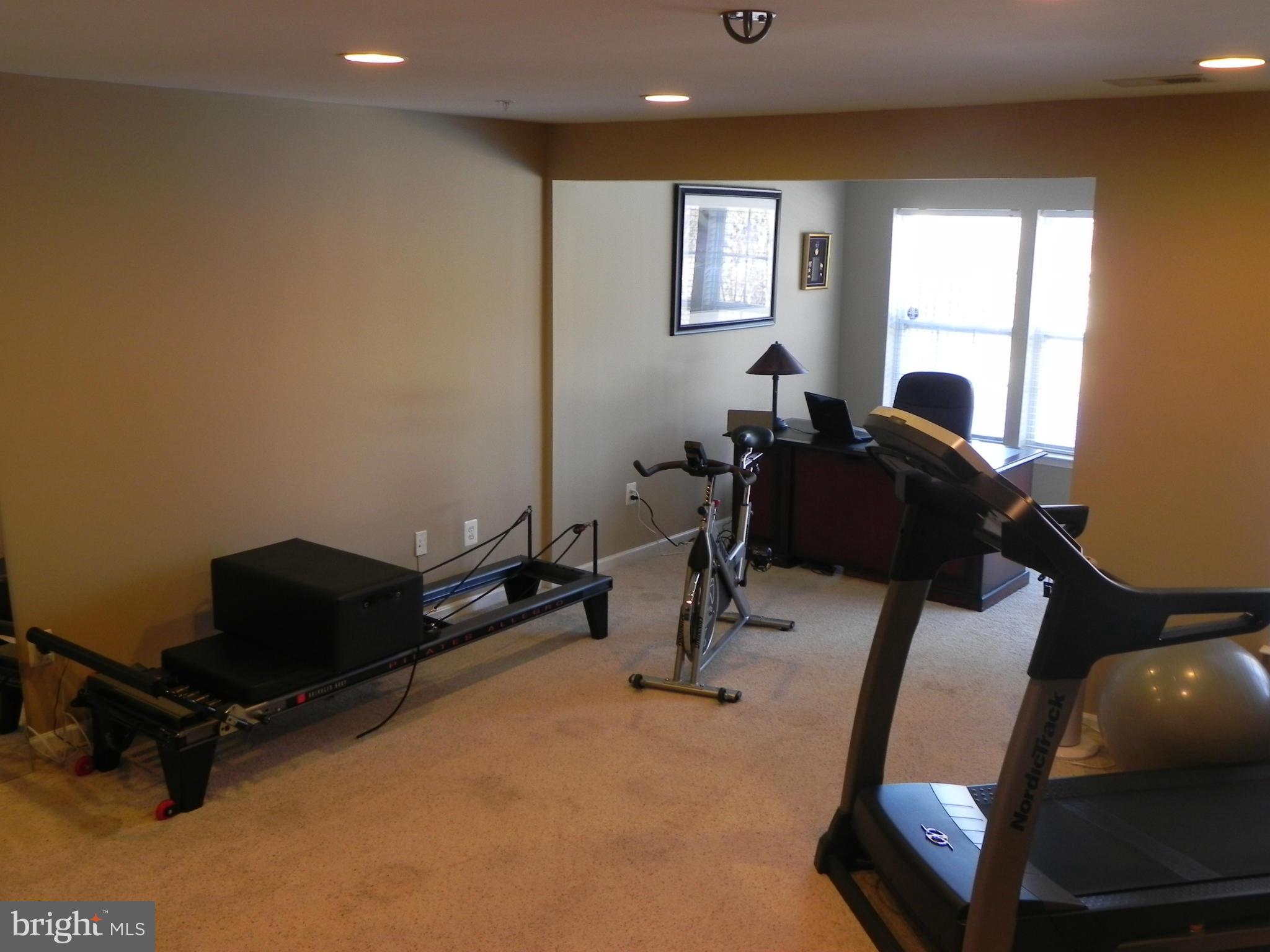 96 Two Rivers Drive Edgewater, MD 21037 - Photo 23 of 30 Interior (General)