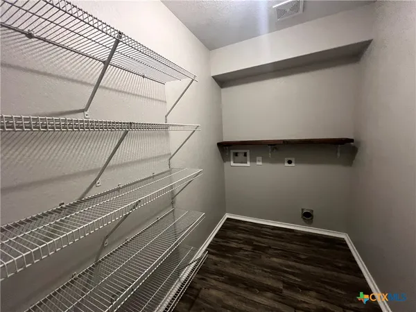 $1,595 | 663 Tom Kemp Drive, New Braunfels, TX 78130