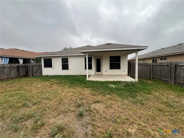 $1,595 | 663 Tom Kemp Drive, New Braunfels, TX 78130