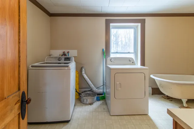 $339,000 | 321 Davis Lane, Brownington, VT 05860