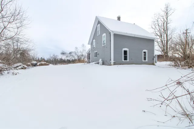 $339,000 | 321 Davis Lane, Brownington, VT 05860