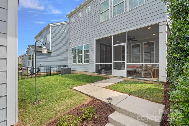 $615,000 | 15447 Davidson E Drive, Davidson, NC 28036