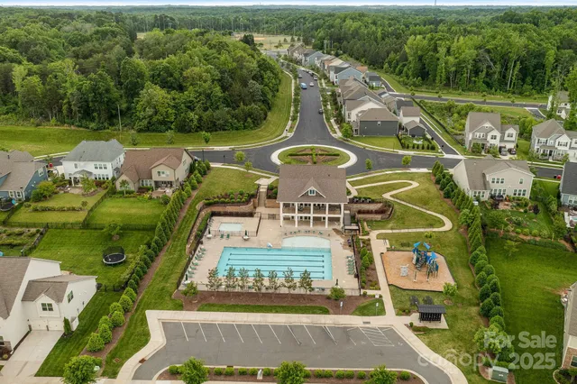 $615,000 | 15447 Davidson E Drive, Davidson, NC 28036