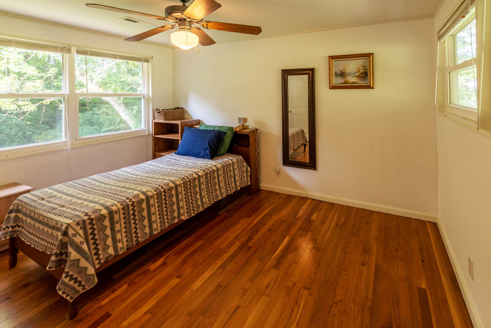 723 Florida Avenue Oak Ridge, TN 37830 - Photo 19 of 38 Upstrs Master Bedroom-1