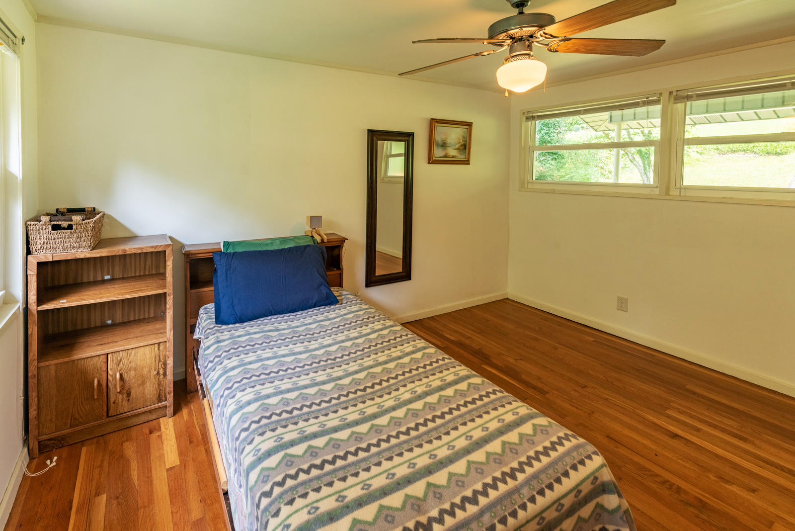 723 Florida Avenue Oak Ridge, TN 37830 - Photo 21 of 38 Upstrs Master Bedroom-3