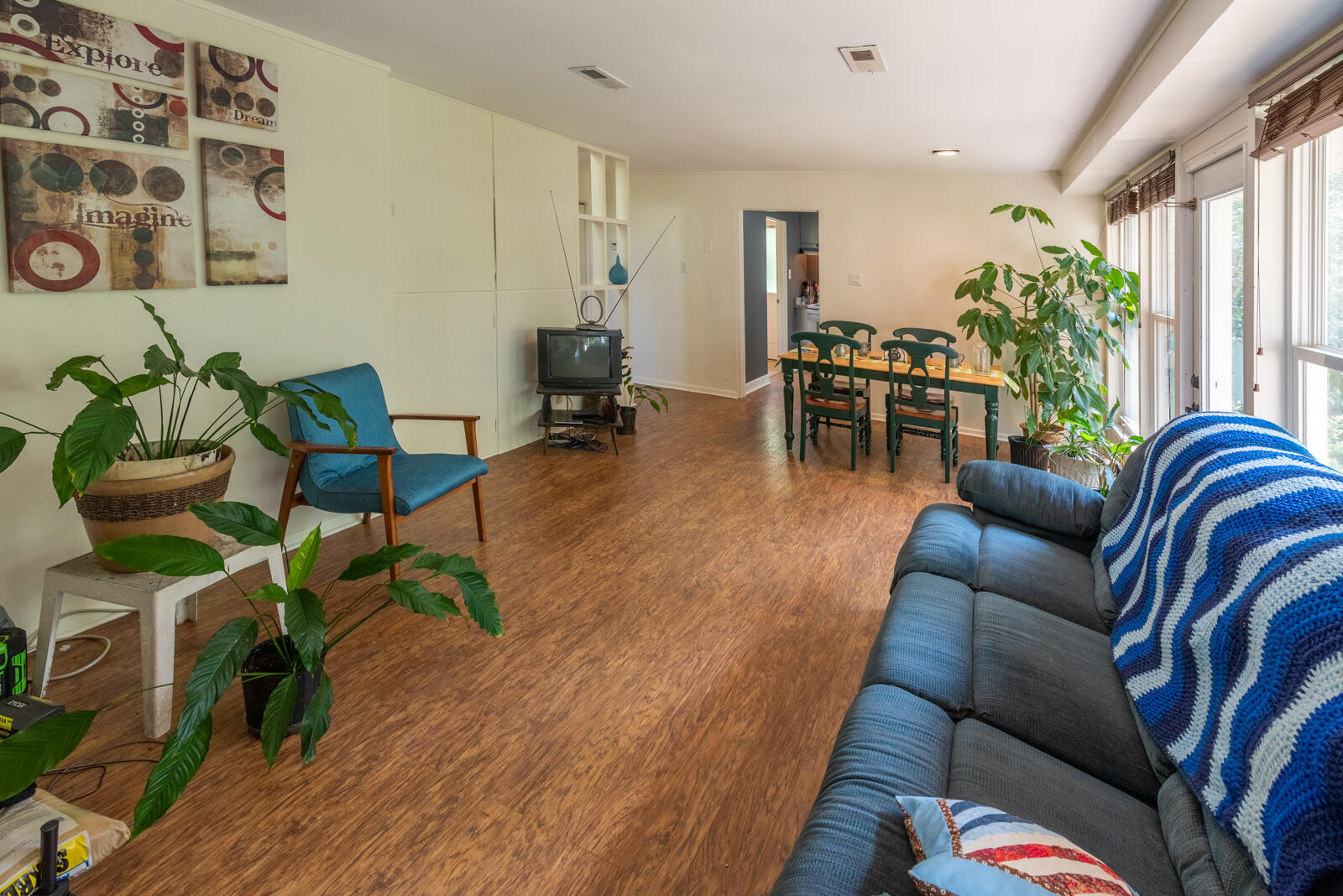 723 Florida Avenue Oak Ridge, TN 37830 - Photo 7 of 38 Dwnstrs Family Room-2
