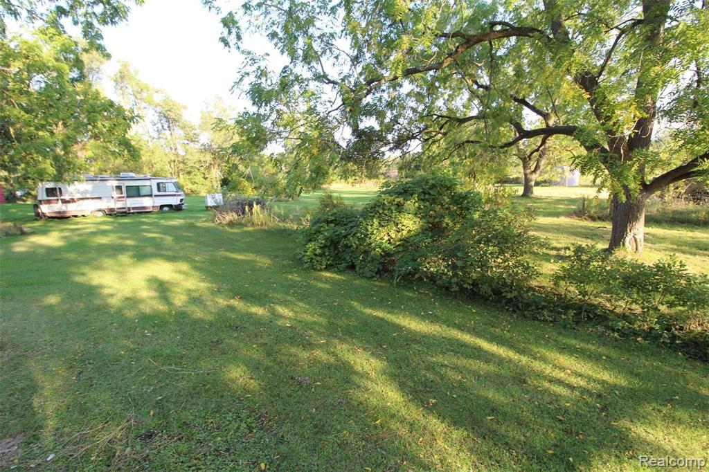 4153 Le Valley Road Columbiaville, MI 48421 - Photo 15 of 17