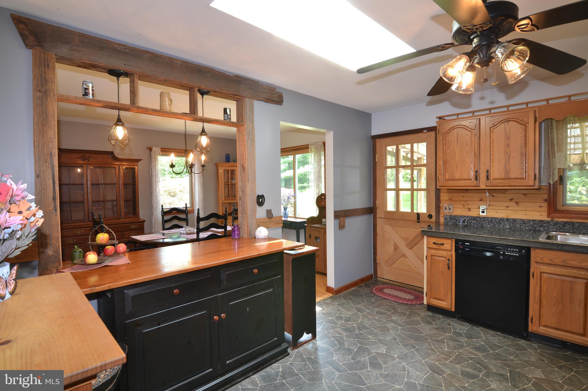 329 Isabella Road Elverson, PA 19520 - Photo 14 of 73 Kitchen
