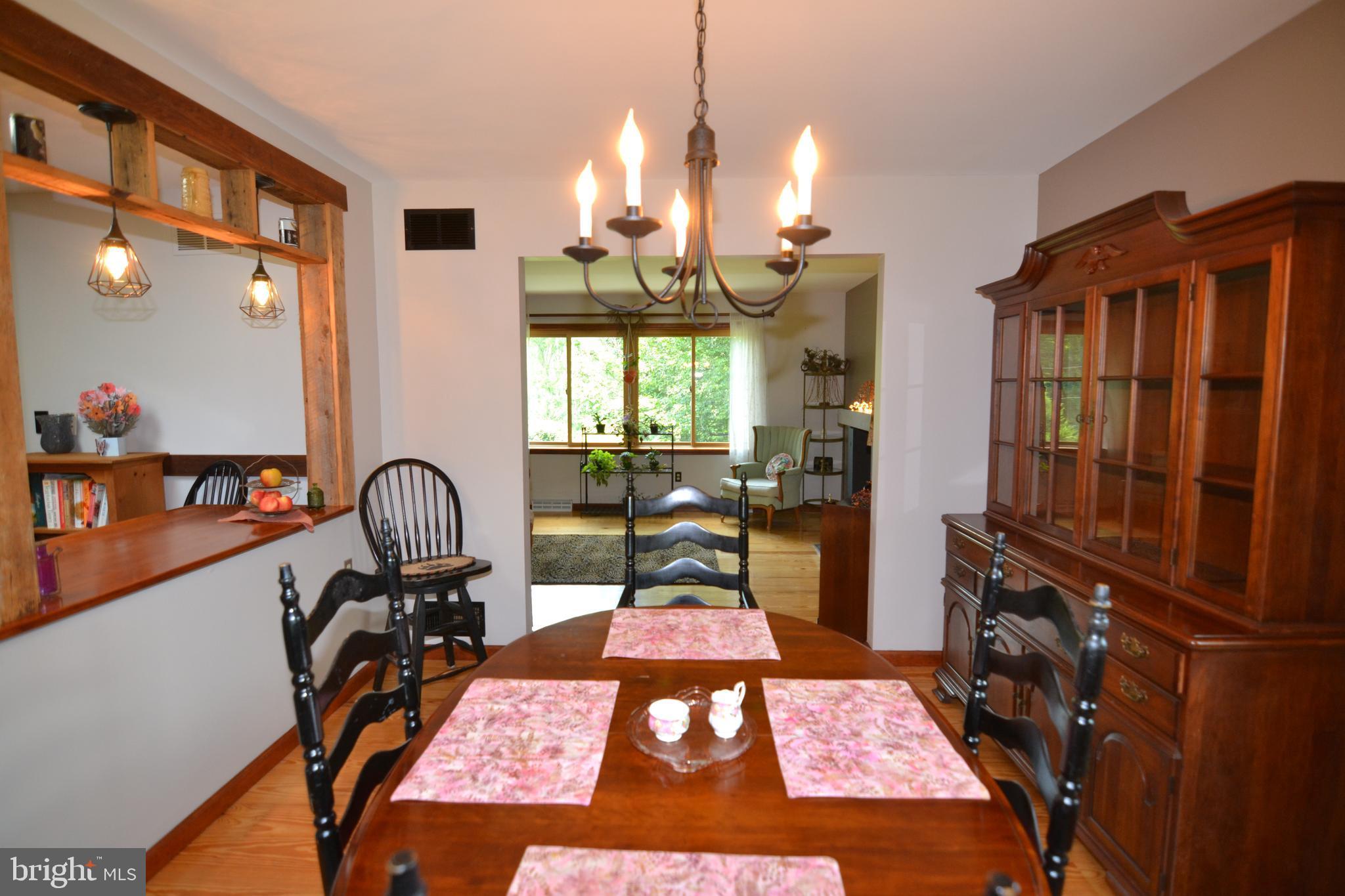 329 Isabella Road Elverson, PA 19520 - Photo 20 of 73 Dining Room