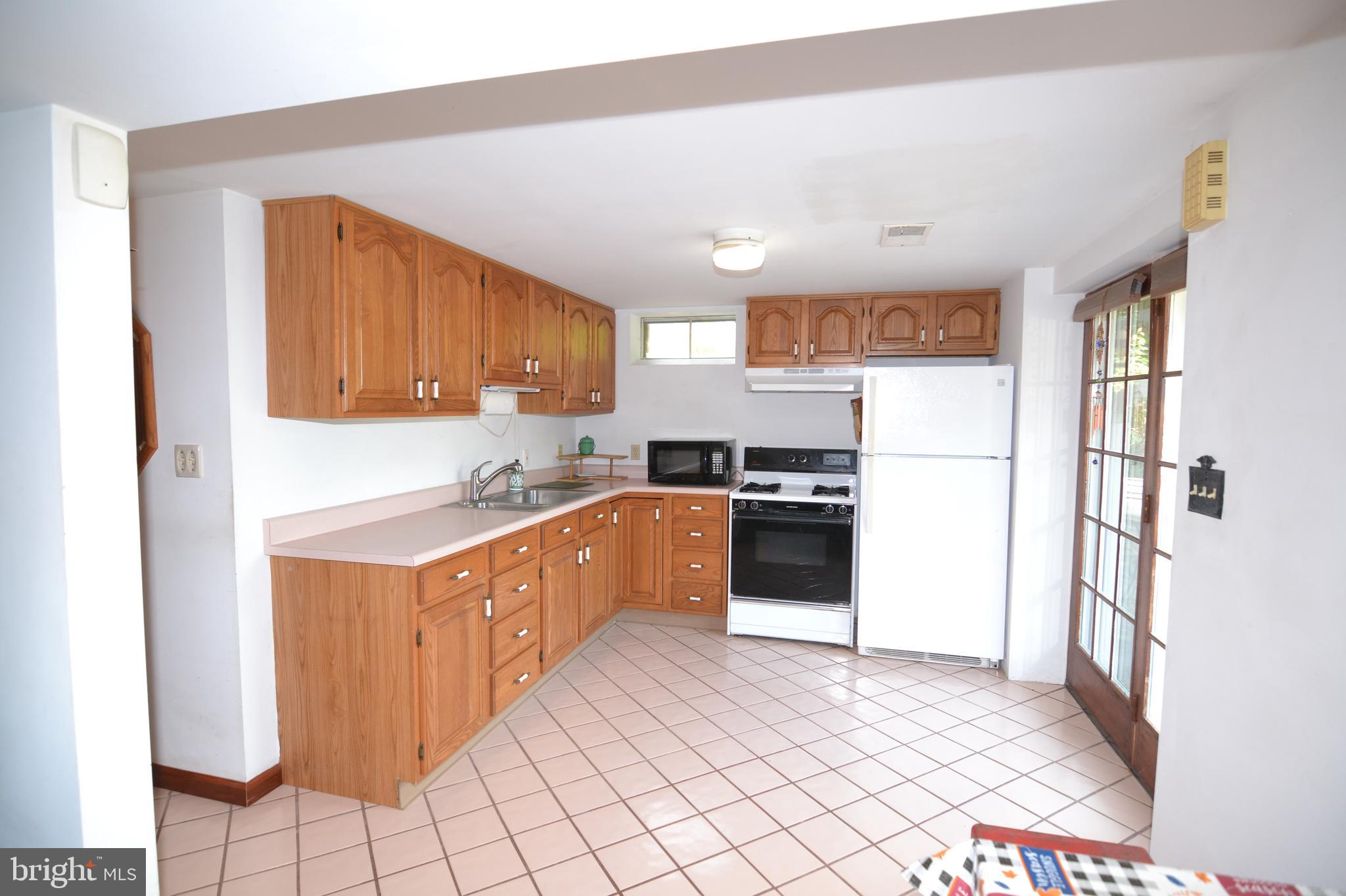 329 Isabella Road Elverson, PA 19520 - Photo 40 of 73 Ground Level In-Law Suite Kitchen