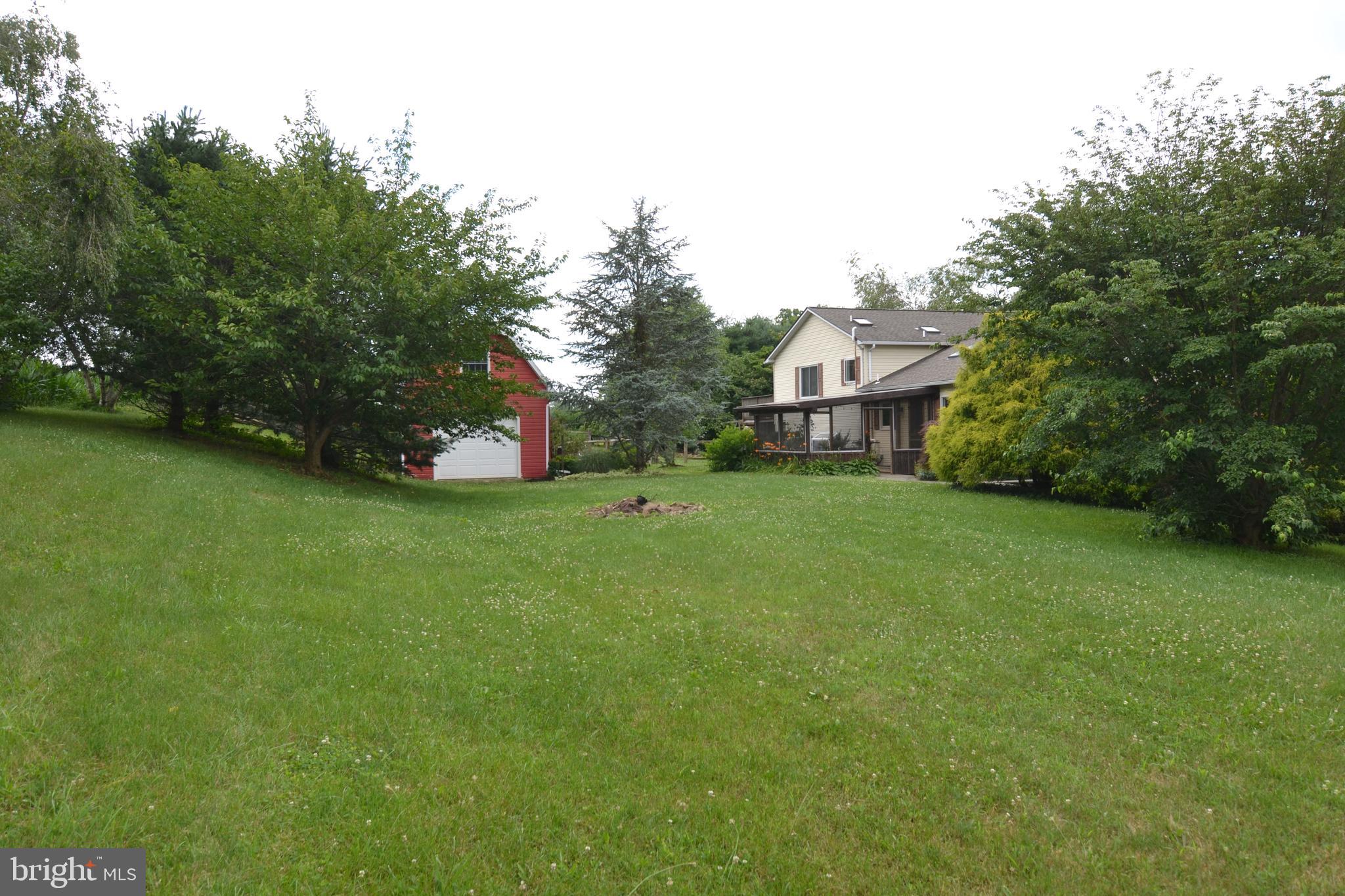 329 Isabella Road Elverson, PA 19520 - Photo 55 of 73 Rear yard