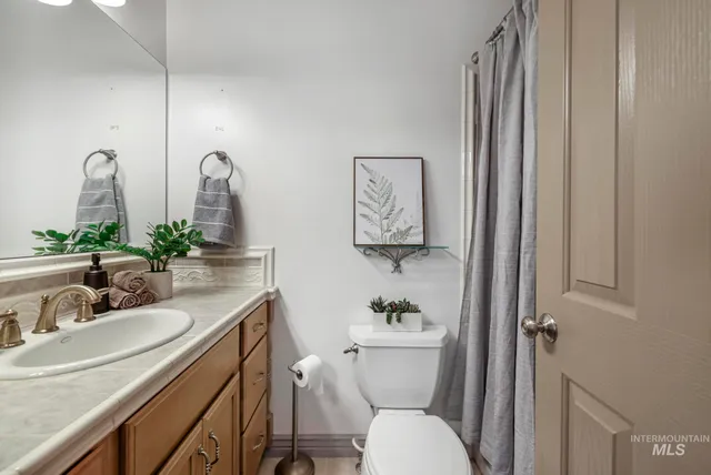 $1,199,000 | 1855 East 1300 South, Gooding, ID 83330