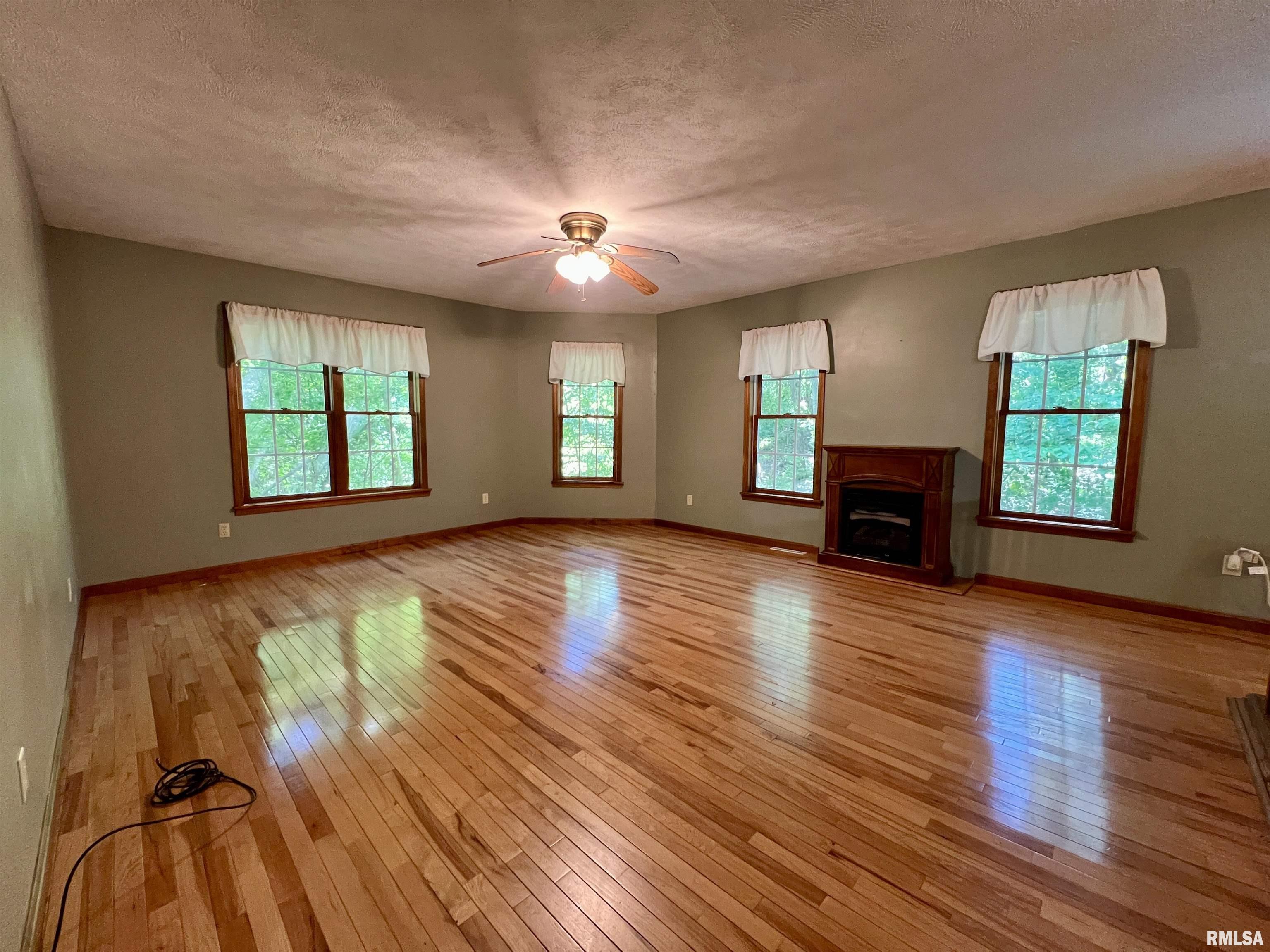 88 South Jungle Road Murphysboro, IL 62966 - Photo 22 of 68 Gallery Image 22