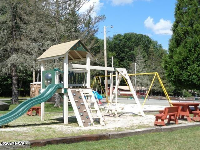 26 Fawn Road Hawley, PA 18428 - Photo 25 of 36