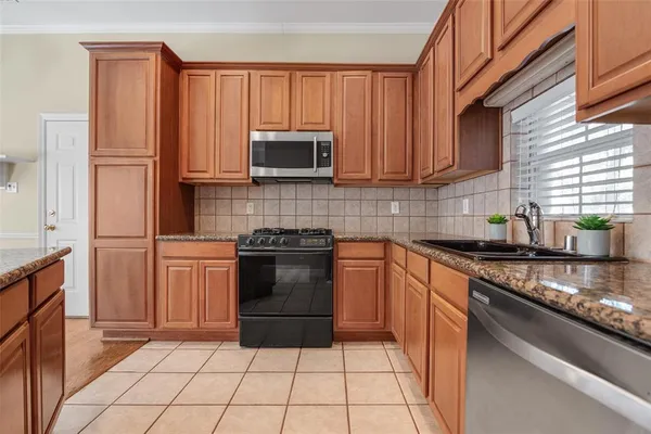 $4,500 | 5856 Oram Street, Dallas, TX 75206