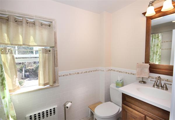 7 Linnet Street Boston, MA 02132 - Photo 23 of 25 Gallery Image 23