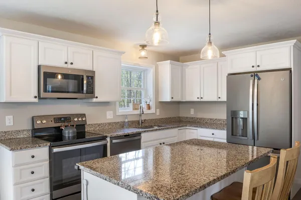 $619,000 | 512 Chick Crossing Road, Wells, ME 04090