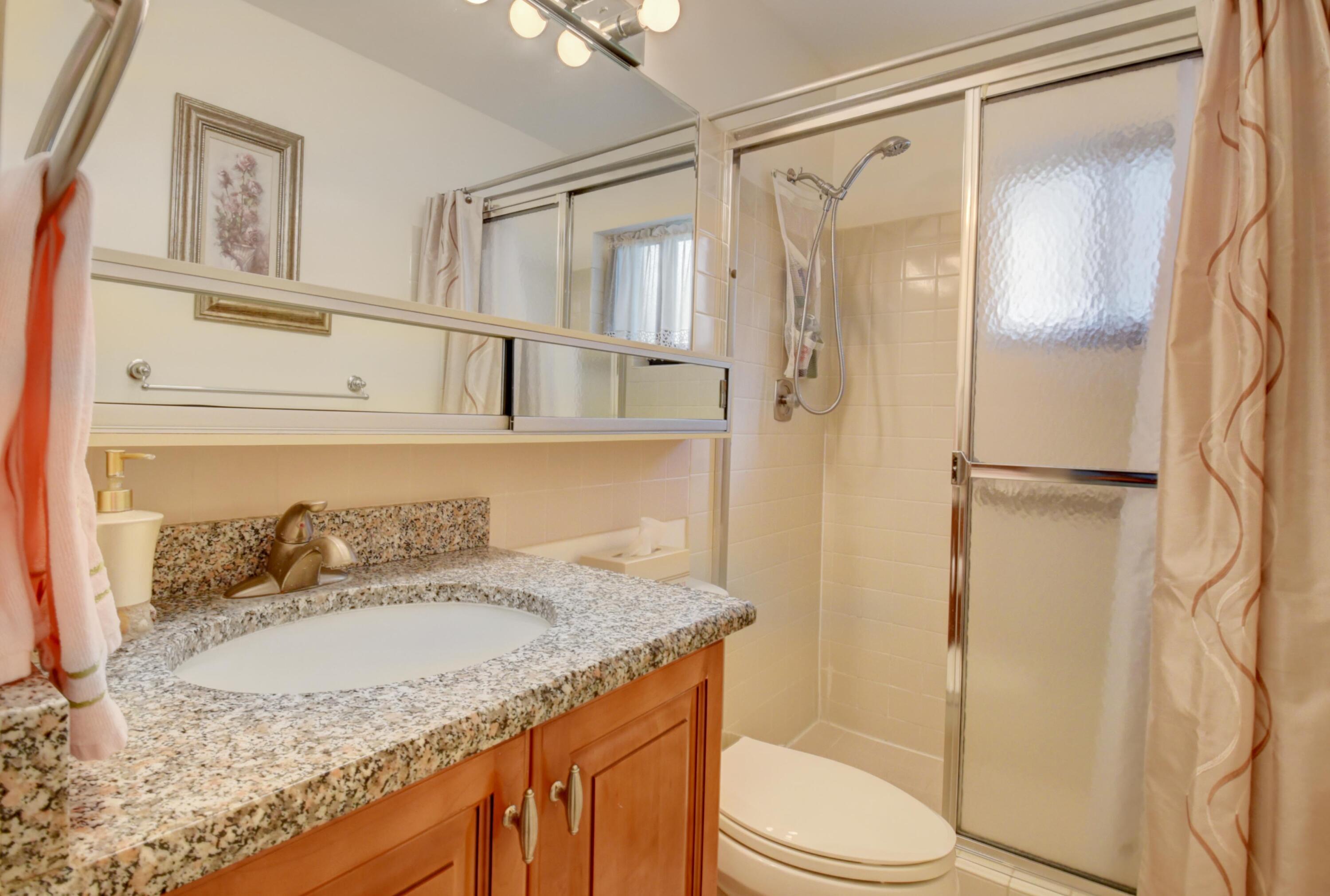 9855 Loquat Tree Run, Unit A Boynton Beach, FL 33436 - Photo 30 of 52 2nd Bathroom