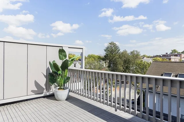 $1,599,999 | 2 Ellery Square, Unit 2, Cambridge, MA 02138