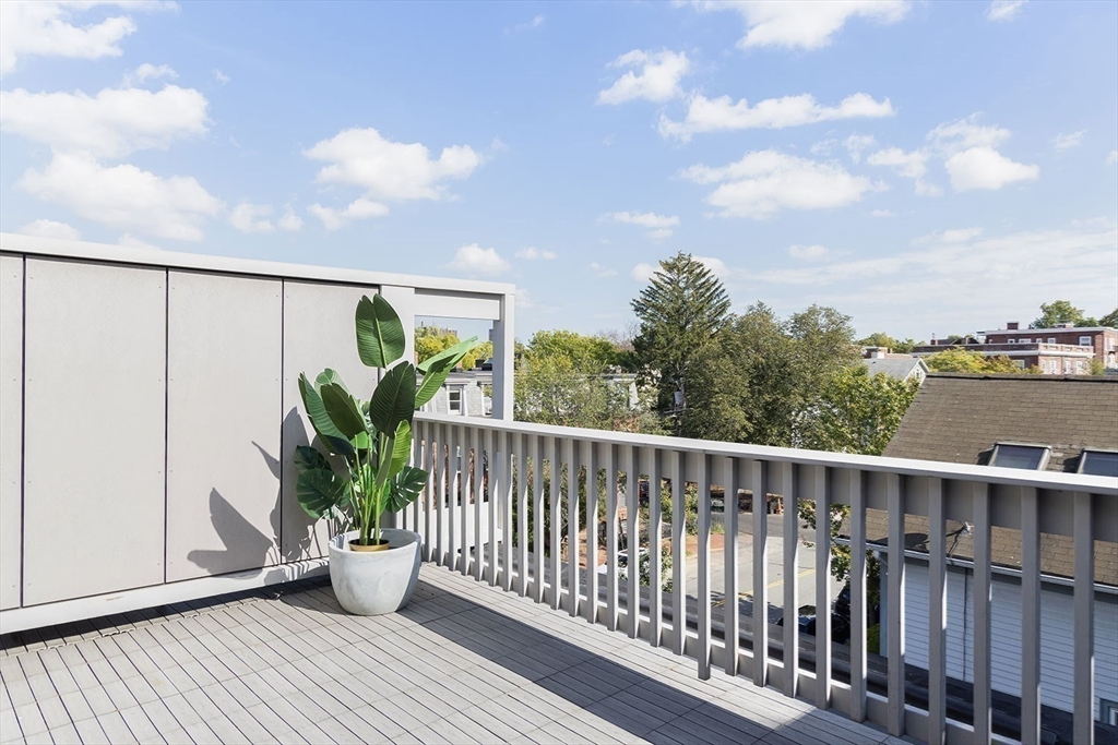 2 Ellery Square, Unit 2 Cambridge, MA 02138 - Photo 10 of 11