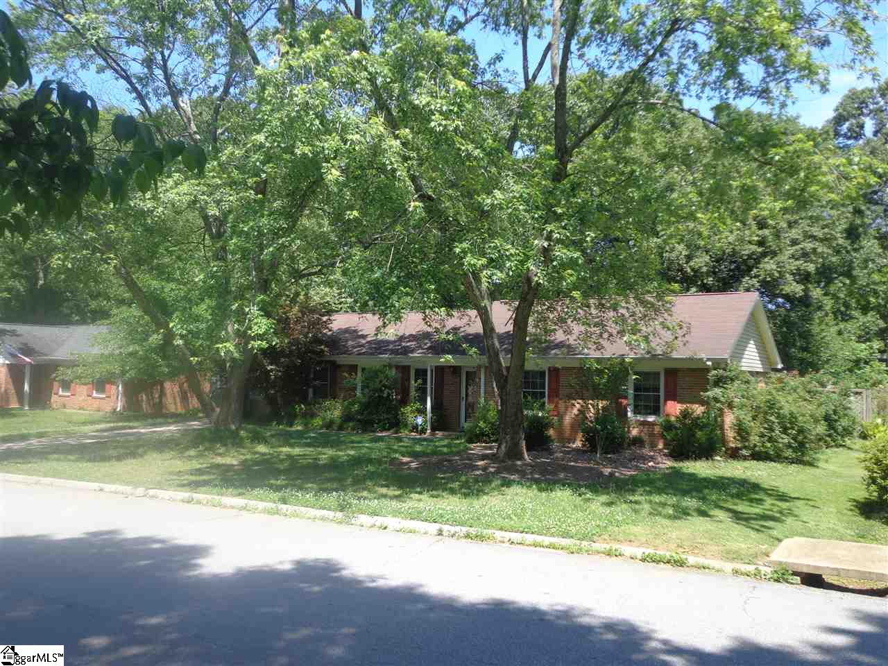 20 Clearfield Road Greenville, SC 29607 - Photo 2 of 28