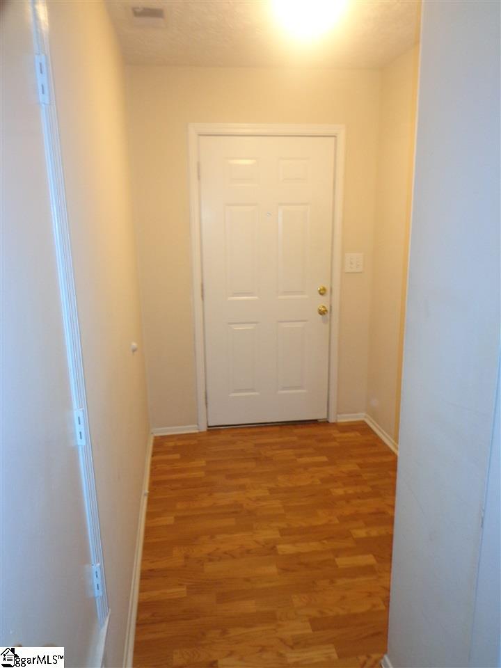 20 Clearfield Road Greenville, SC 29607 - Photo 3 of 28