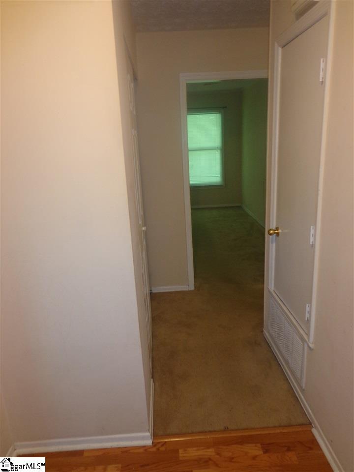 20 Clearfield Road Greenville, SC 29607 - Photo 4 of 28
