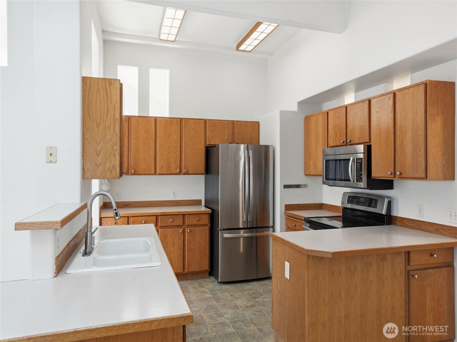 2556 Northwest Norwood Street Camas, WA 98607 - Photo 12 of 39