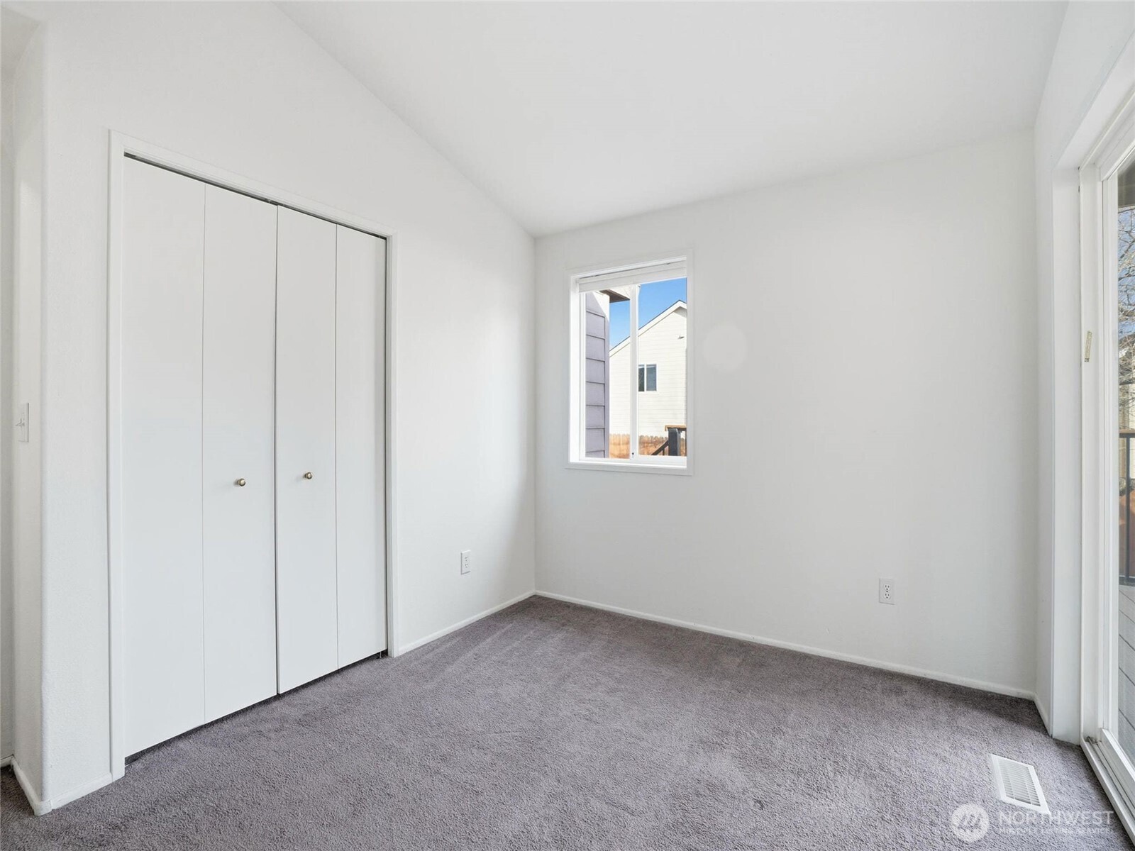 2556 Northwest Norwood Street Camas, WA 98607 - Photo 24 of 39