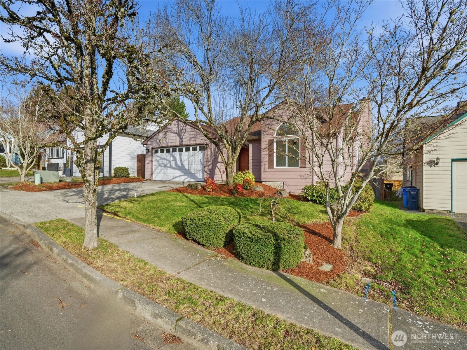 2556 Northwest Norwood Street Camas, WA 98607 - Photo 6 of 39