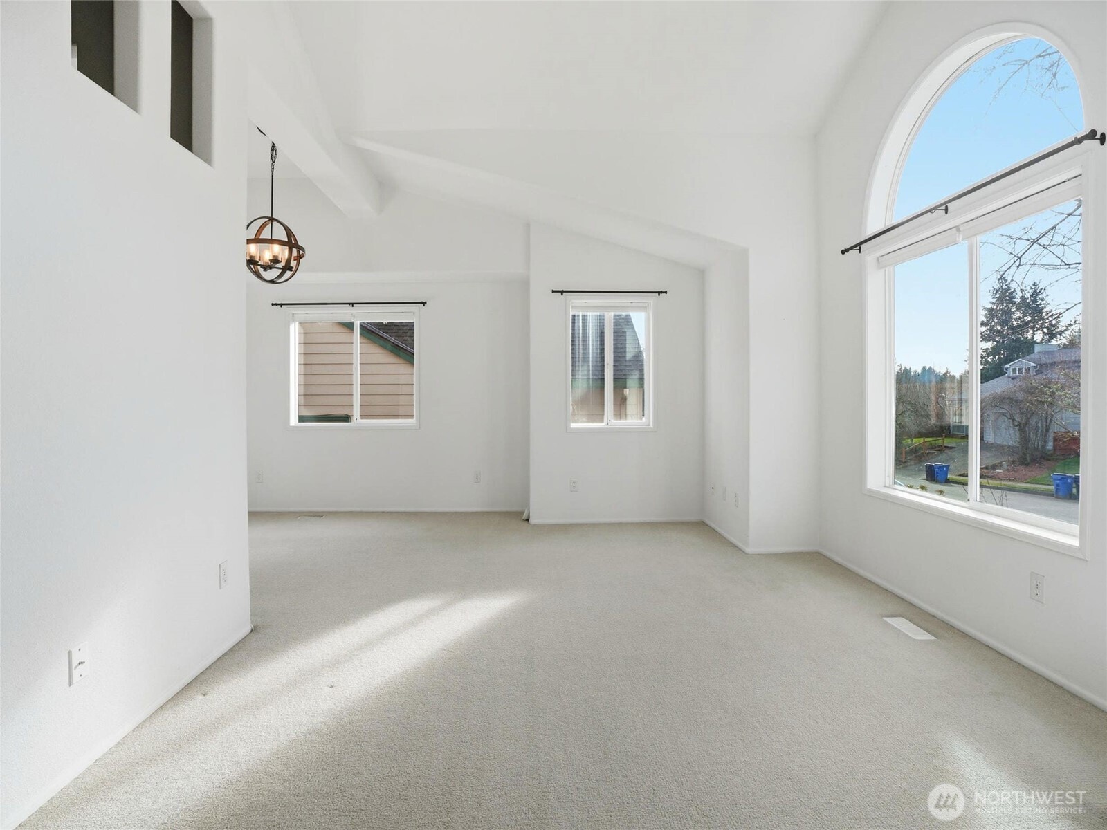 2556 Northwest Norwood Street Camas, WA 98607 - Photo 7 of 39