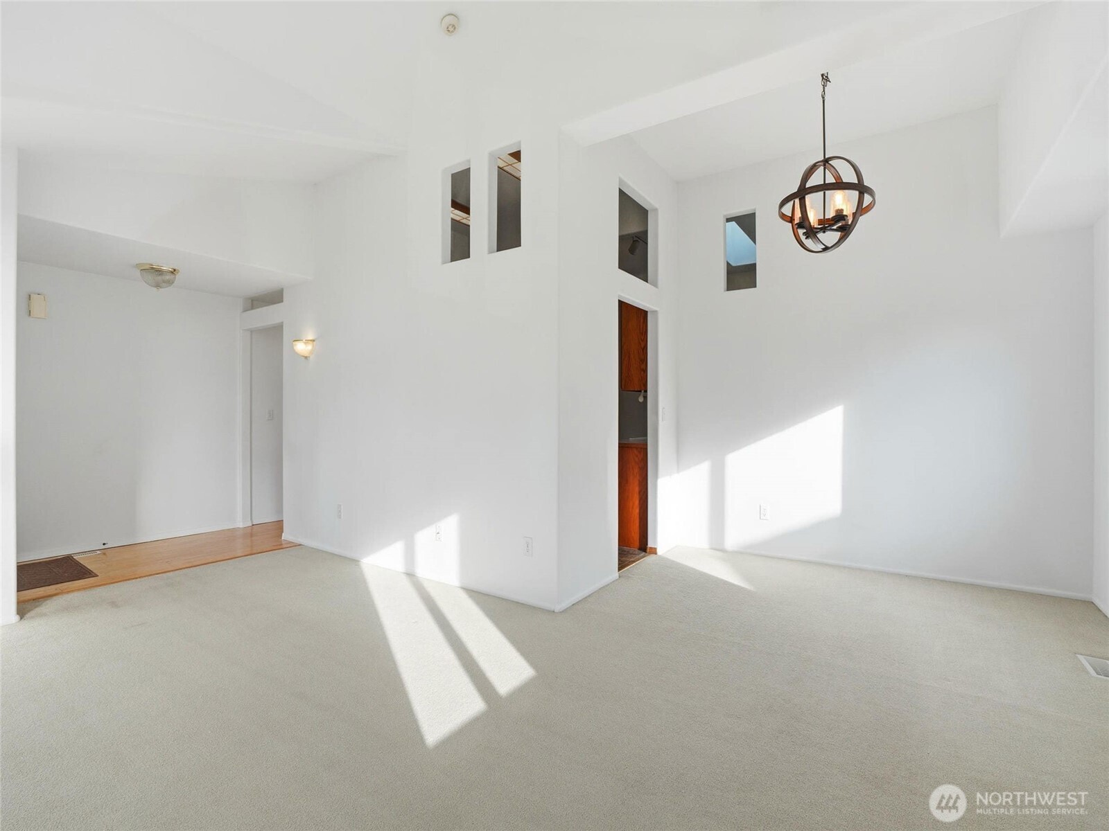 2556 Northwest Norwood Street Camas, WA 98607 - Photo 9 of 39