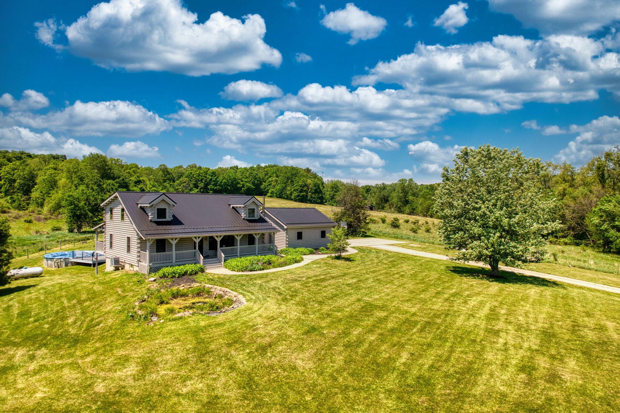 8265 Preston Road Newark, OH 43055 - Photo 56 of 59 18-web-or-mls-DJI_0989_hdr