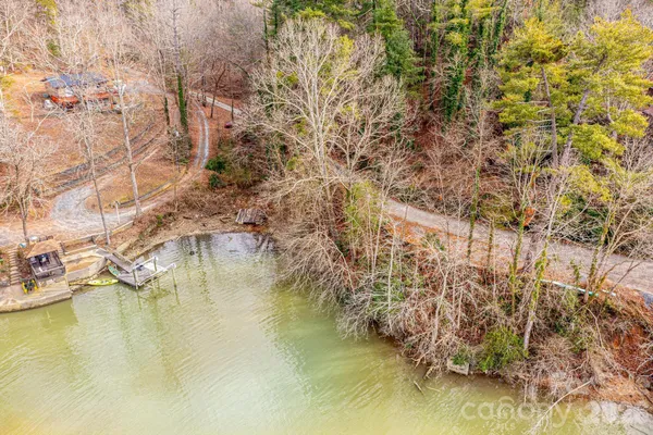 $325,000 | 3431 6th St Drive Northwest, Hickory, NC 28601