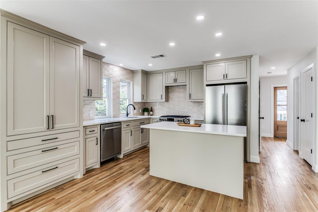 2214 Routh Street, Unit B Dallas, TX 75204 - Photo 7 of 23