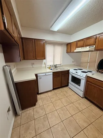 $1,750 | 5728 Cancun Drive, North Richland Hills, TX 76180