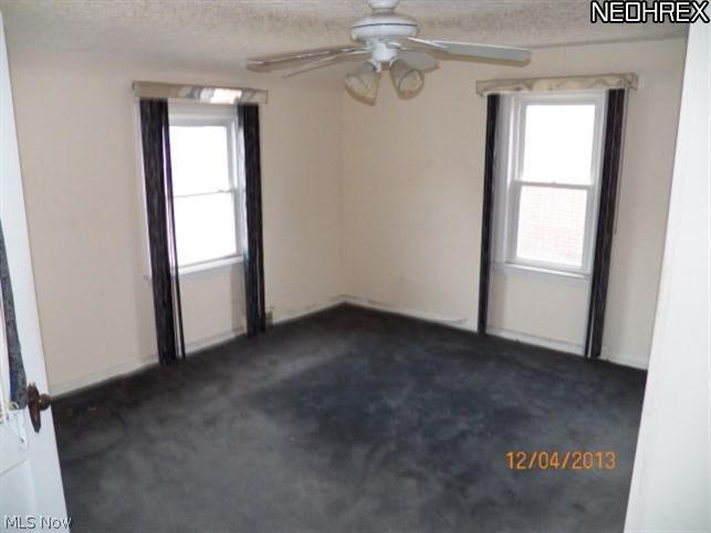 3829 Northwood Road Cleveland, OH 44118 - Photo 12 of 15
