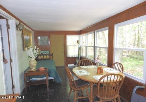 161 Aspen Road Dingmans Ferry, PA 18328 - Photo 4 of 10 Sunroom